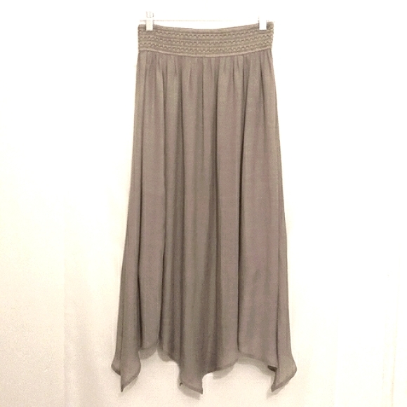 🎁NWOT New Directions  Asymmetrical, Intricate Waistband, Boho, Taupe Skirt - Picture 1 of 10